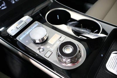 2027 Genesis GV70 2.5T