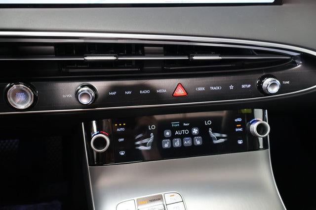 2027 Genesis GV70 2.5T Select