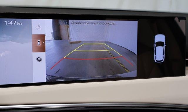 2027 Genesis GV70 2.5T Select