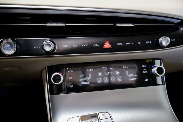 2027 Genesis GV70 2.5T Select