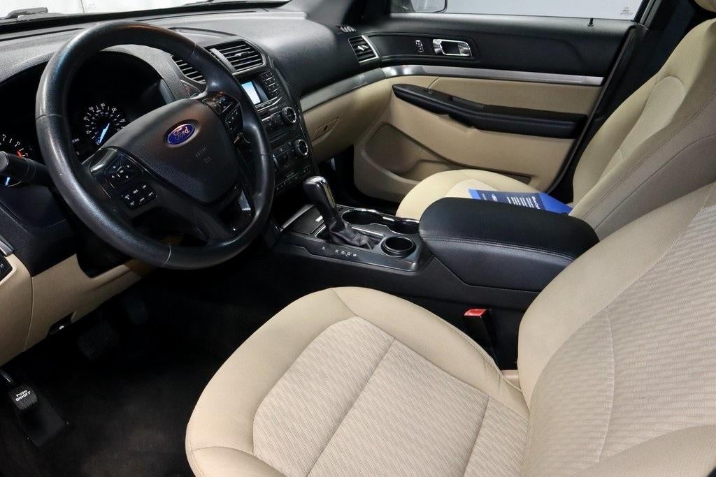 2017 Ford Explorer Base