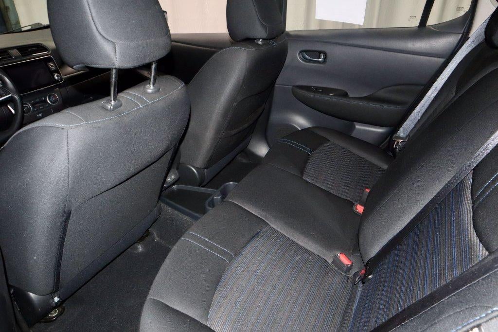2025 Nissan LEAF S