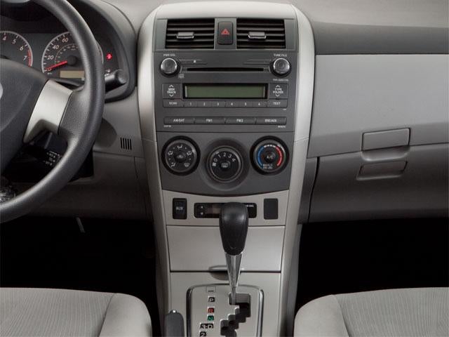 2011 Toyota Corolla LE