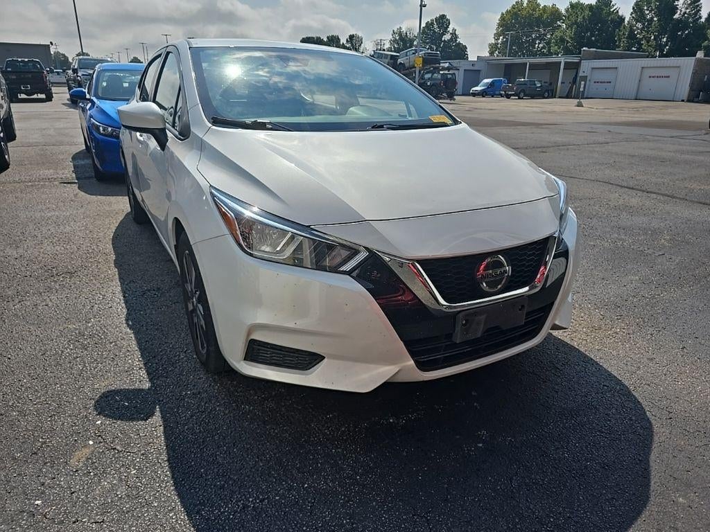 2022 Nissan Versa SV