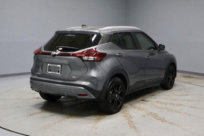 2022 Nissan Kicks SV