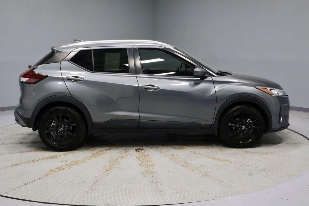 2022 Nissan Kicks SV