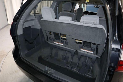 2016 Toyota Sienna LE