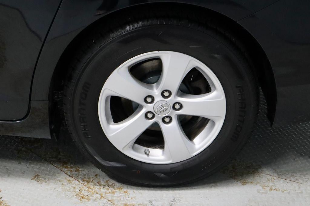 2016 Toyota Sienna LE