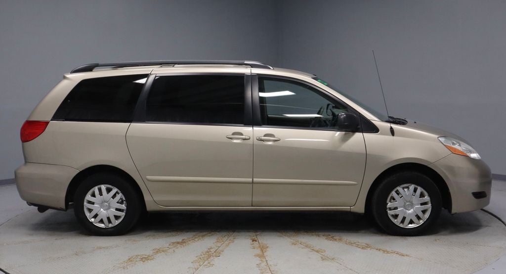 2006 Toyota Sienna LE