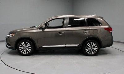 2019 Mitsubishi Outlander SE