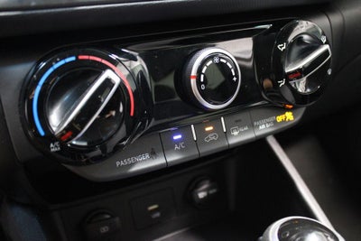 2022 Hyundai KONA SE