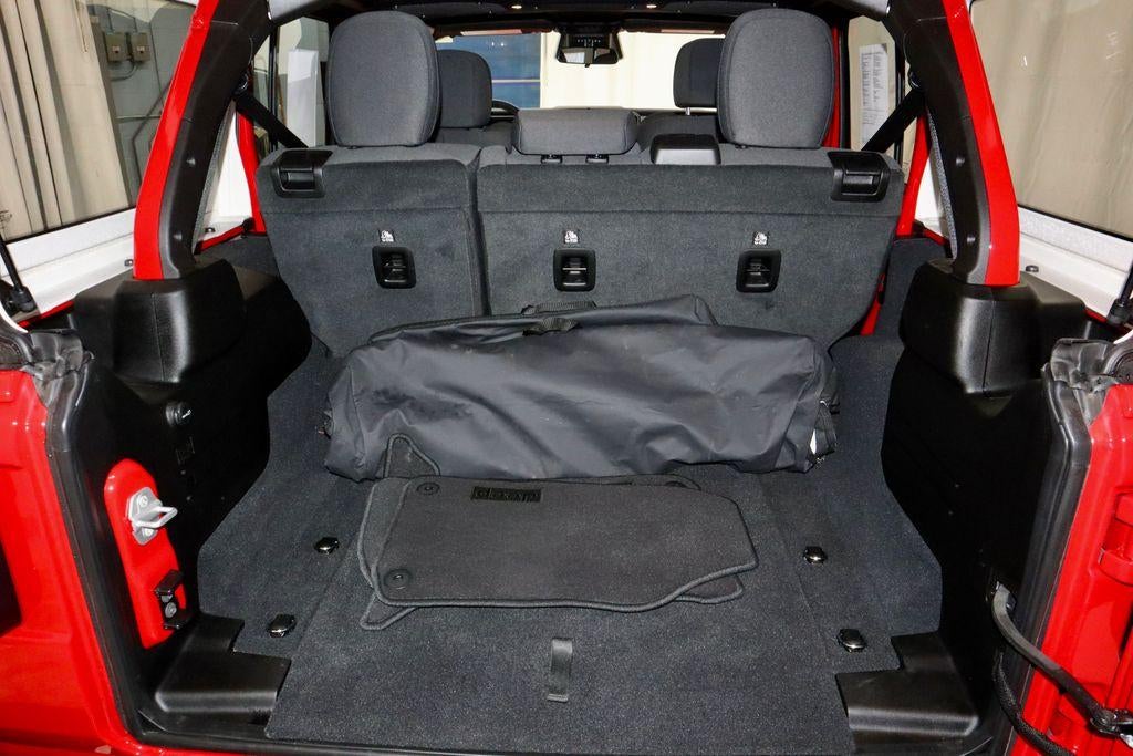 2025 Jeep Wrangler 4xe Sahara 4x4