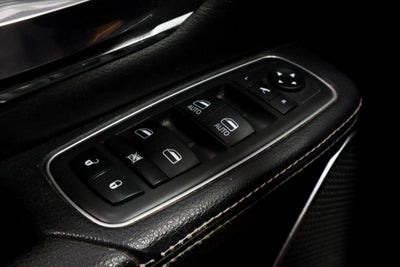 2021 RAM 1500 Laramie 4x4 Crew Cab 6'4" Box