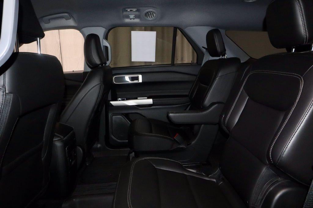 2023 Ford Explorer XLT 4WD
