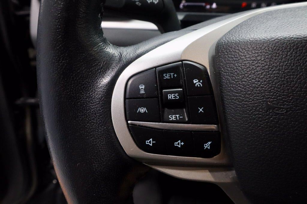 2023 Ford Explorer XLT 4WD
