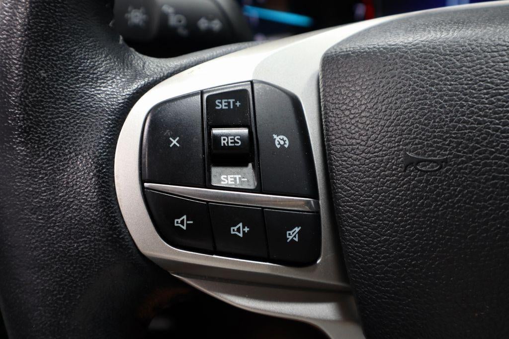 2024 Ford Explorer XLT 4WD