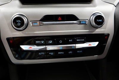 2024 Ford Explorer XLT 4WD