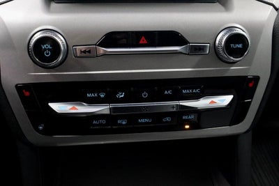 2023 Ford Explorer XLT 4WD