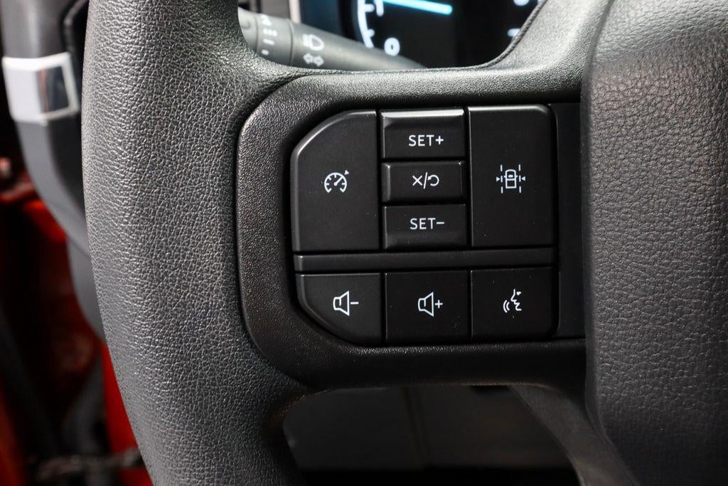 2023 Ford F-150 XL 4WD SuperCrew 5.5' Box