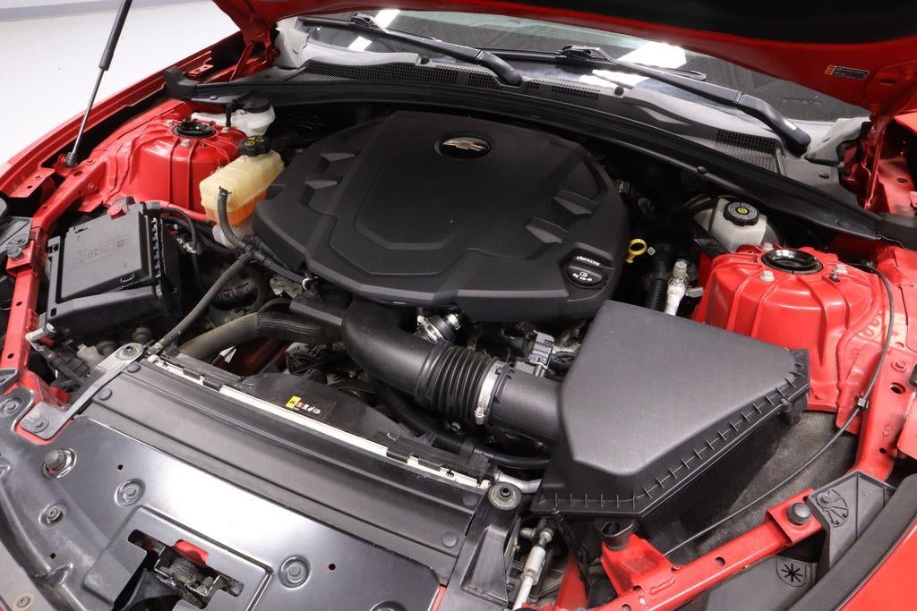 2018 Chevrolet Camaro 2dr Coupe 1LT