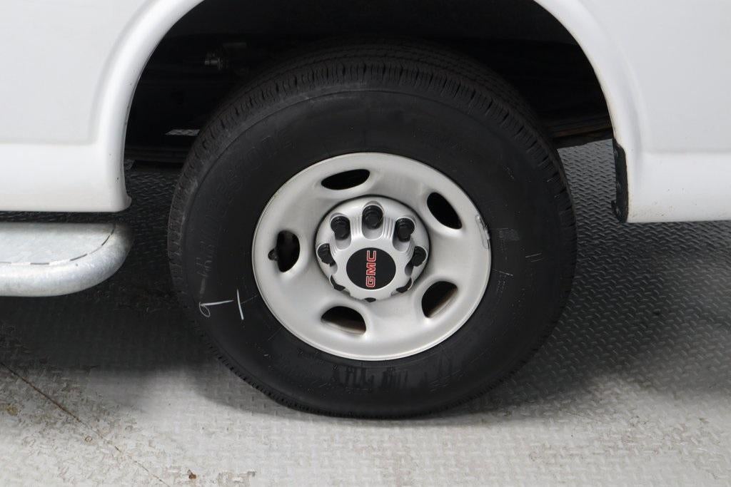 2024 GMC Savana Cargo Van 2500 Regular Wheelbase Rear-Wheel Drive