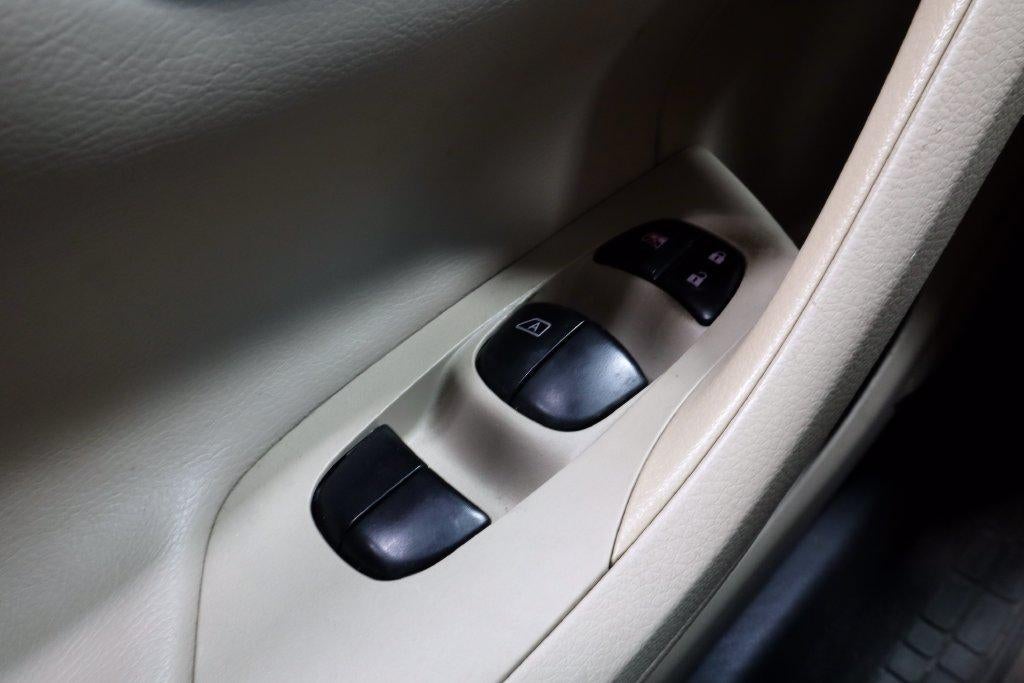 2015 Nissan Altima 4dr Sdn I4 2.5 SV