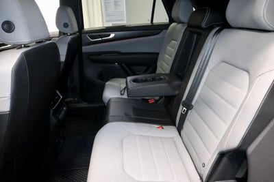 2025 Volkswagen Atlas Cross Sport 2.0T SEL R-Line Black 4MOTION