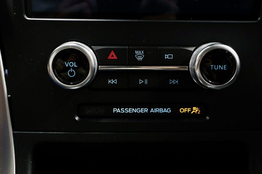 2023 Ford Edge SE AWD