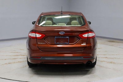 2016 Ford Fusion 4dr Sdn SE FWD