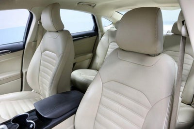 2016 Ford Fusion 4dr Sdn SE FWD