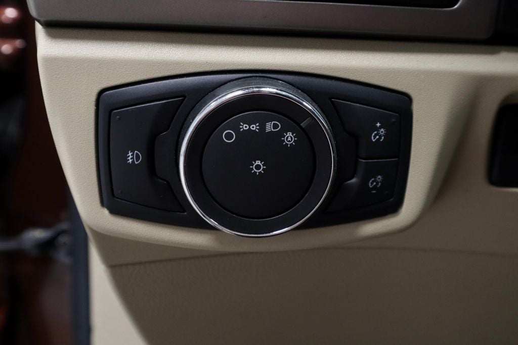 2016 Ford Fusion 4dr Sdn SE FWD