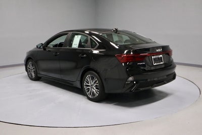 2022 Kia Forte GT-Line IVT
