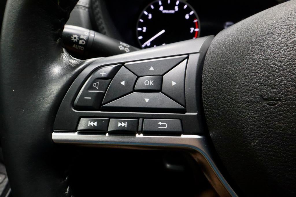 2023 Nissan Sentra SV CVT