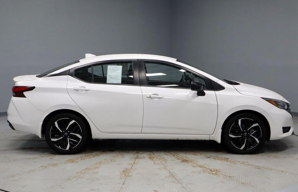 2024 Nissan Versa SR CVT