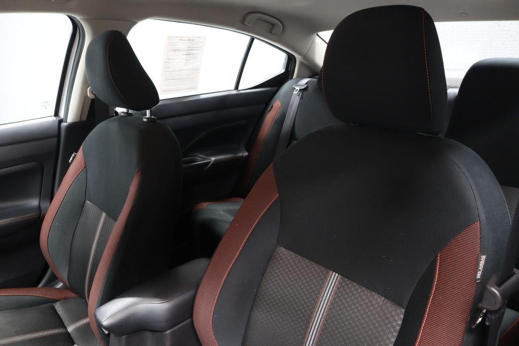 2024 Nissan Versa SR CVT