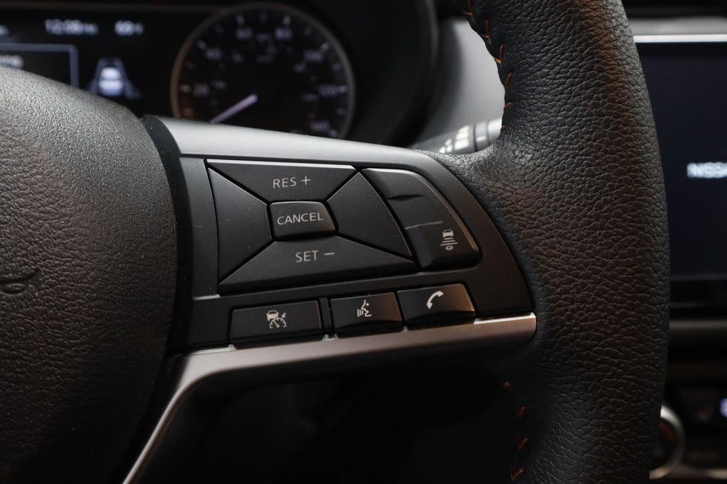 2024 Nissan Versa SR CVT