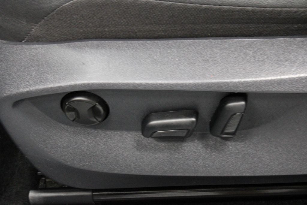 2024 Volkswagen Tiguan 2.0T SE FWD