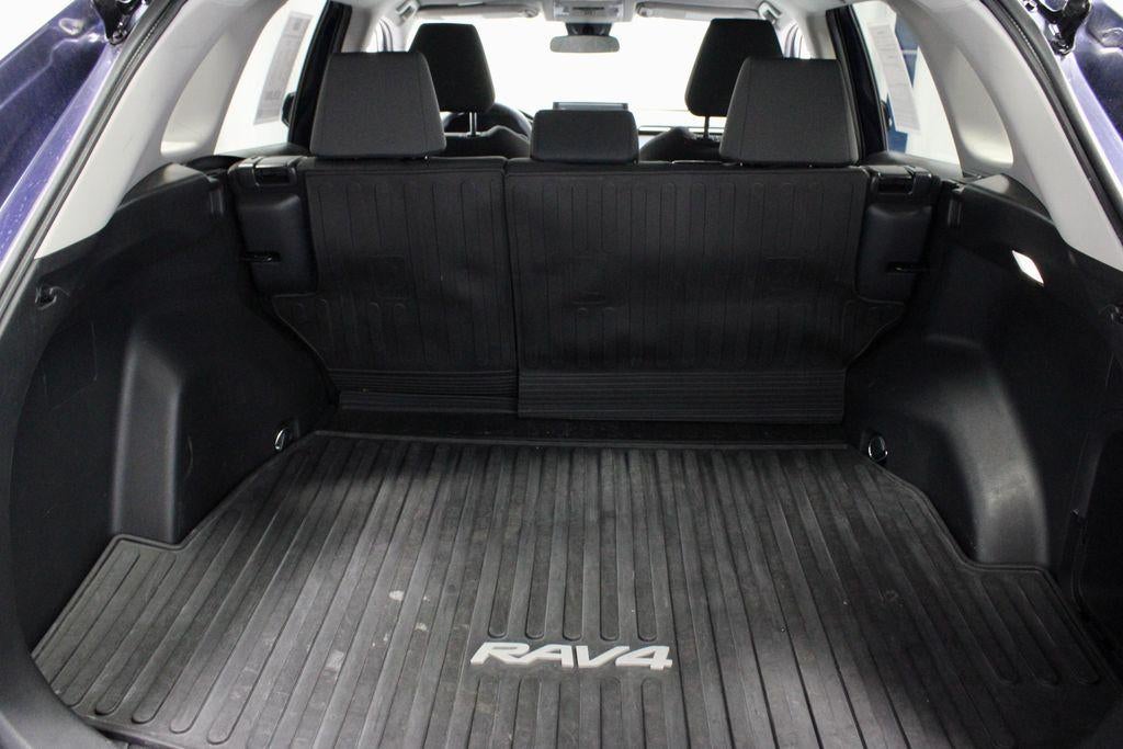 2022 Toyota RAV4 Hybrid XLE AWD (Natl)