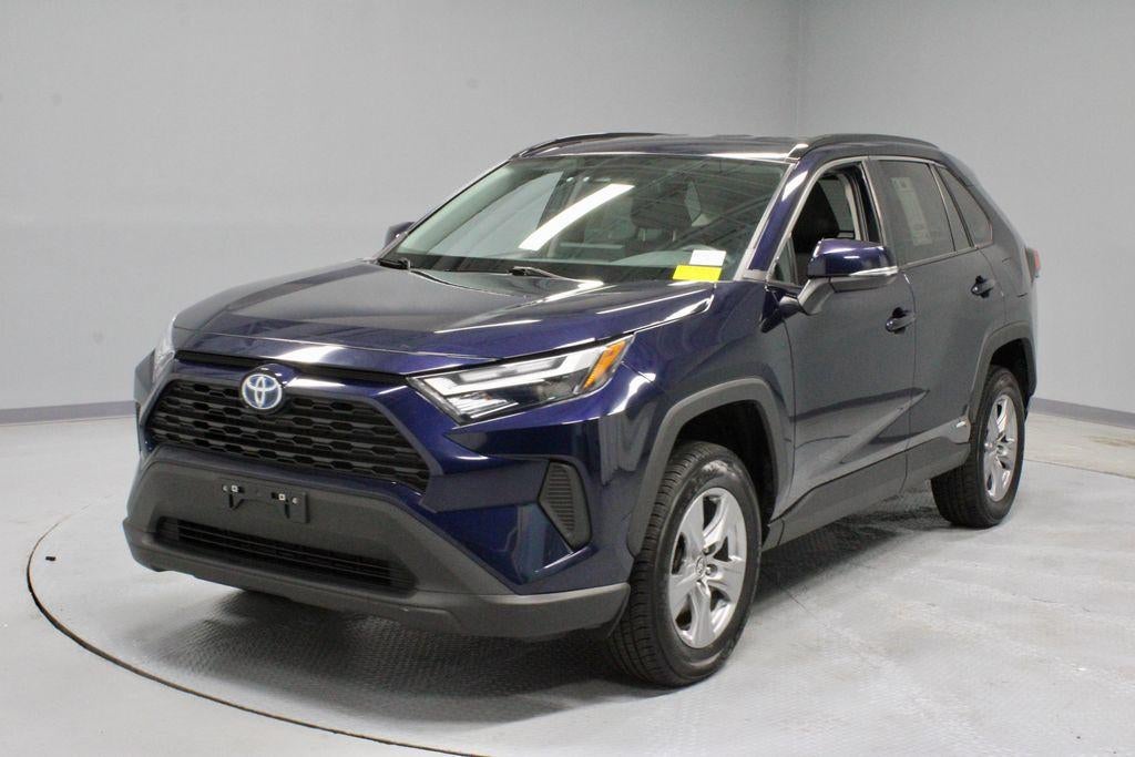 2022 Toyota RAV4 Hybrid XLE AWD (Natl)