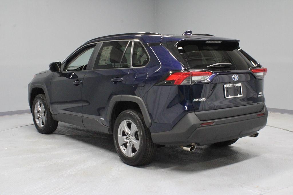 2022 Toyota RAV4 Hybrid XLE AWD (Natl)