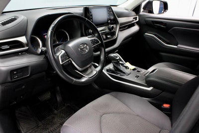 2022 Toyota Highlander Hybrid LE AWD (Natl)