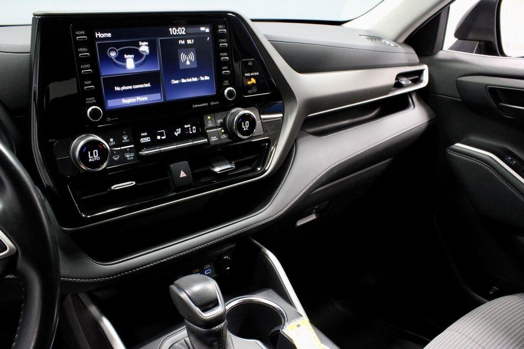 2022 Toyota Highlander Hybrid LE AWD (Natl)