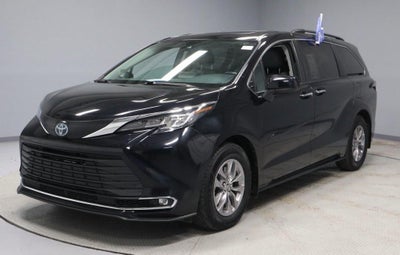 2022 Toyota Sienna XLE AWD 7-Passenger (Natl)