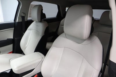 2023 Kia Sportage EX FWD