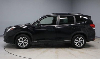 2022 Subaru Forester Premium CVT