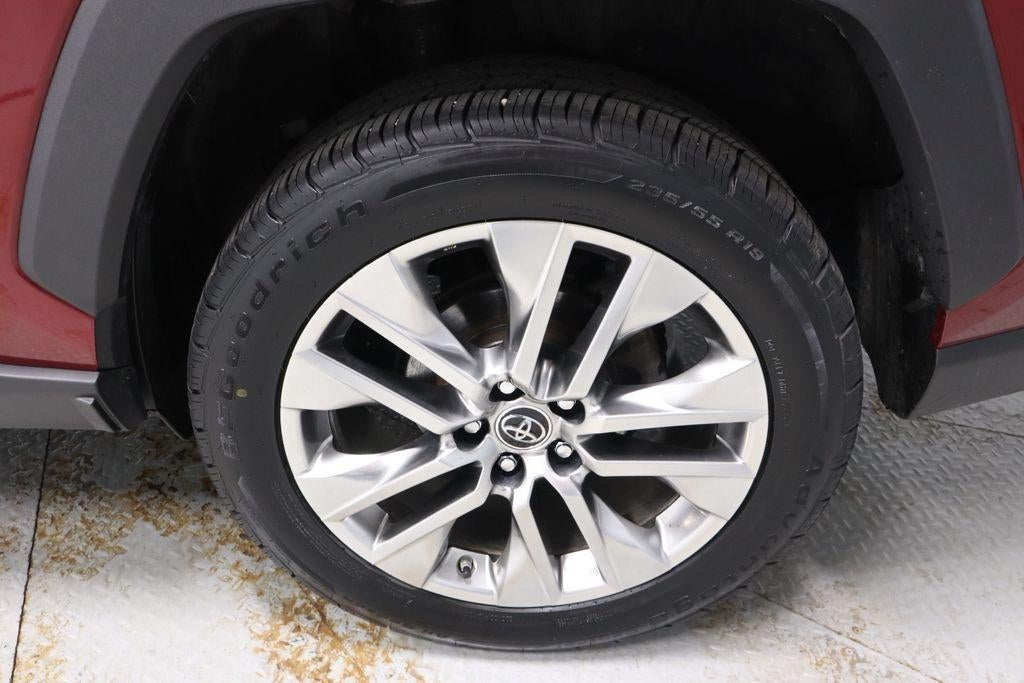 2019 Toyota RAV4 XLE Premium AWD (Natl)