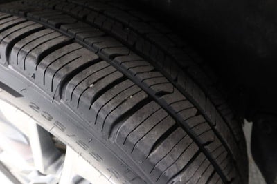 2019 Toyota RAV4 XLE Premium AWD (Natl)