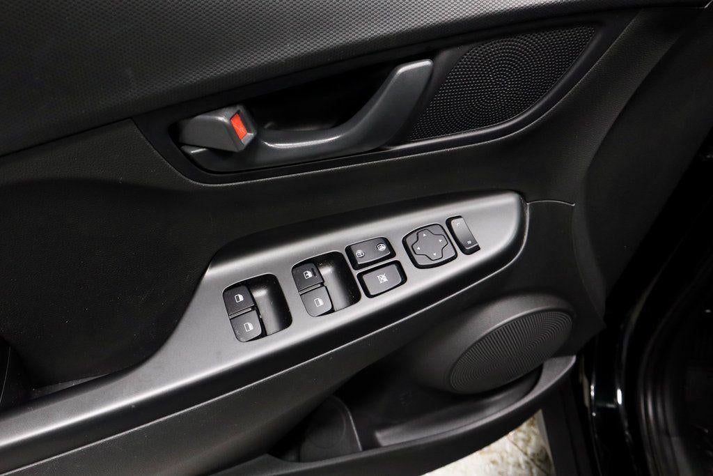 2023 Hyundai KONA SE Auto FWD