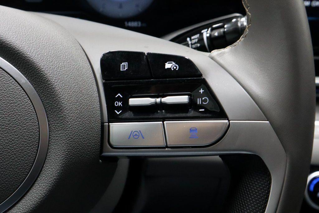 2025 Hyundai ELANTRA SEL Convenience IVT