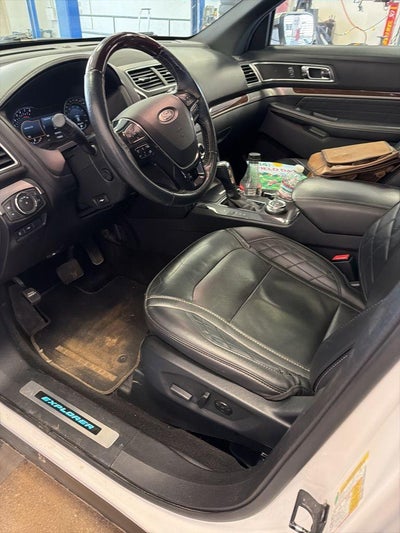 2019 Ford Explorer Platinum